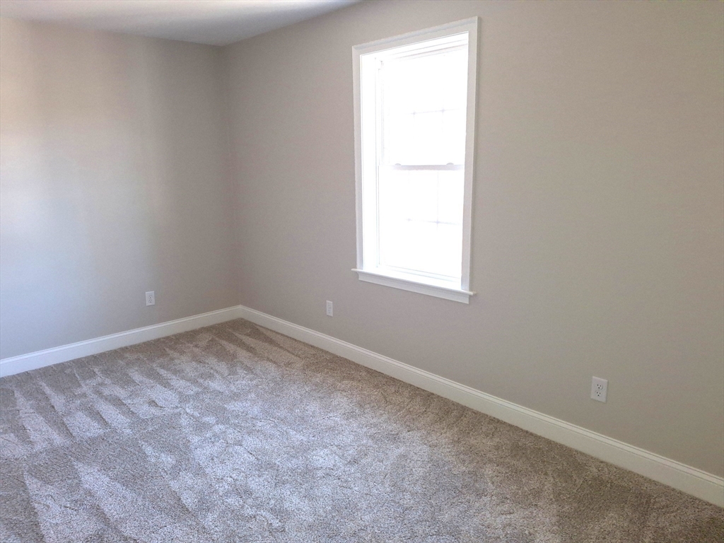 108 Lake Avenue Wareham, MA 02538 - Photo 11 of 17