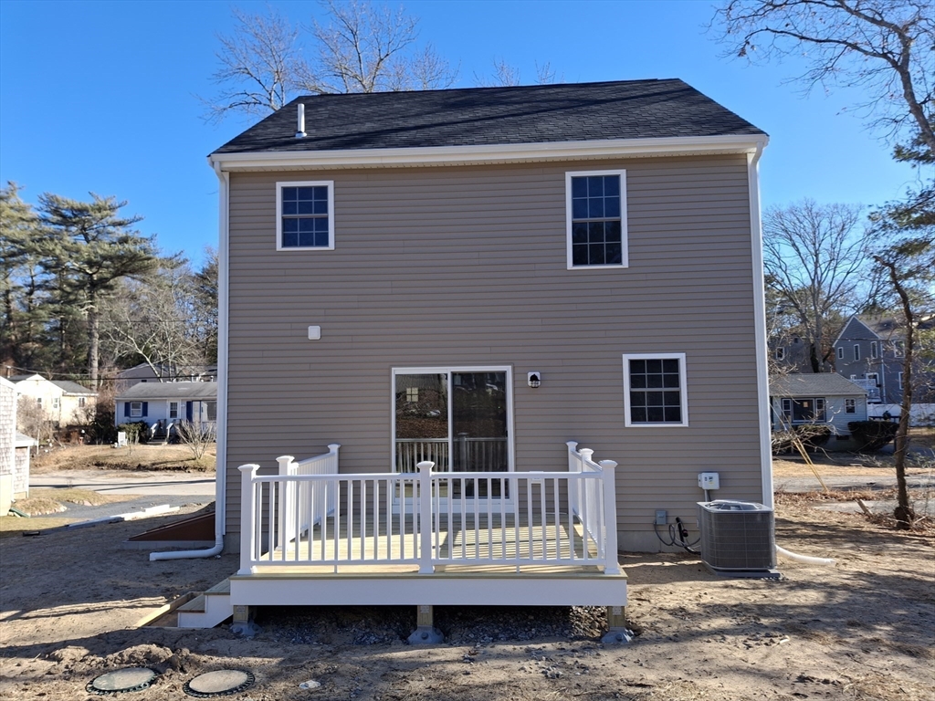108 Lake Avenue Wareham, MA 02538 - Photo 4 of 17