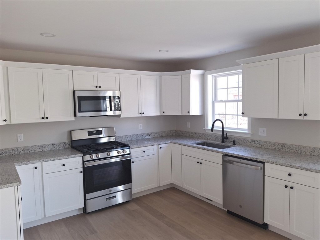 108 Lake Avenue Wareham, MA 02538 - Photo 6 of 17