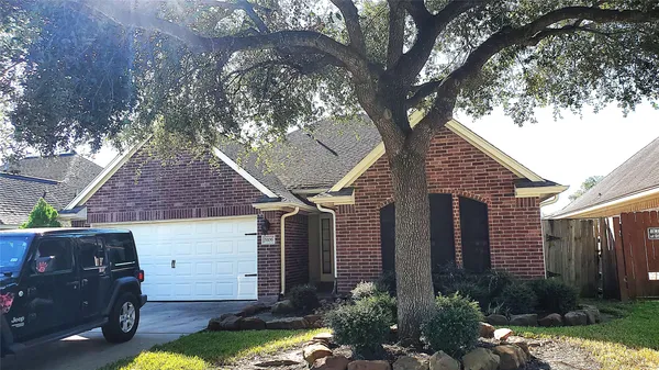 $2,250 | 5106 Misty Lane, Pasadena, TX 77505
