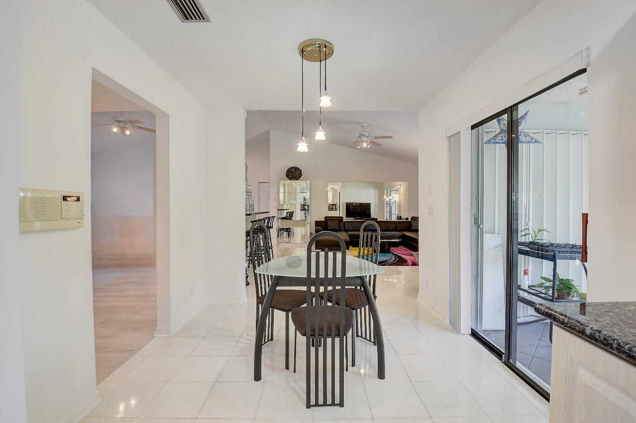 18224 181st Circle South Boca Raton, FL 33498 - Photo 17 of 44 Eat-in Kitchen
