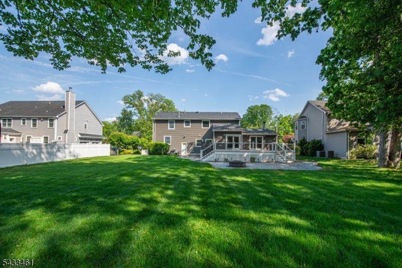77 Rockwood Road Florham Park, NJ 07932 - Photo 46 of 47