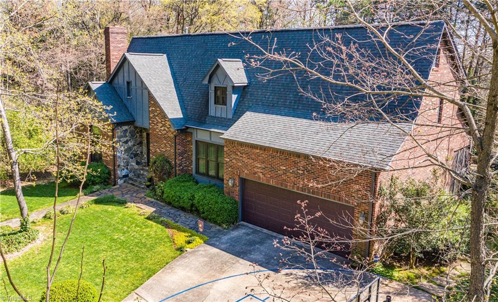 3612 Hunting Ridge Drive High Point, NC 27265 - Photo 2 of 24 Welcome Home
