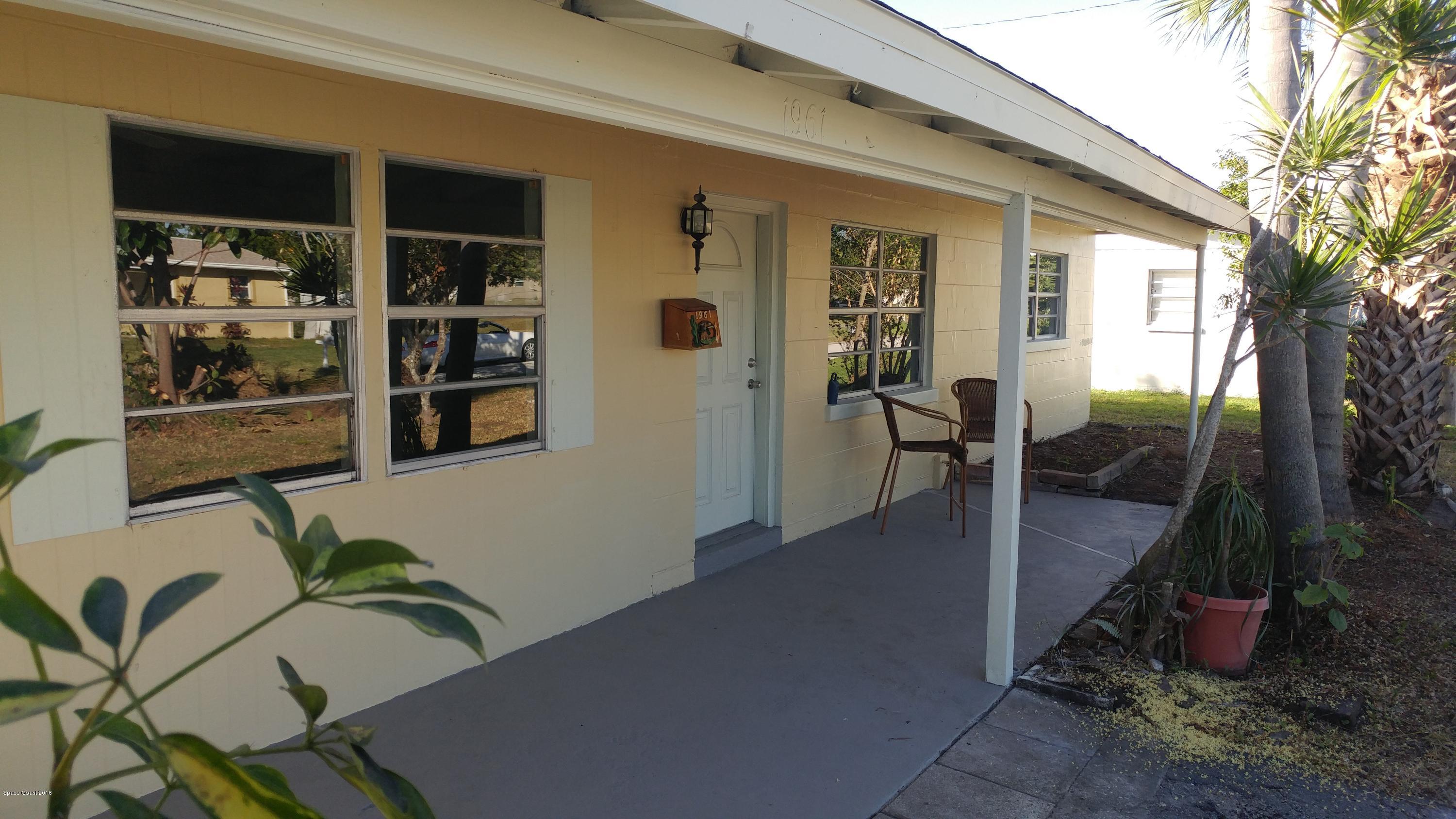 1961 Nottingham Road Melbourne, FL 32935 - Photo 2 of 19 1125160936