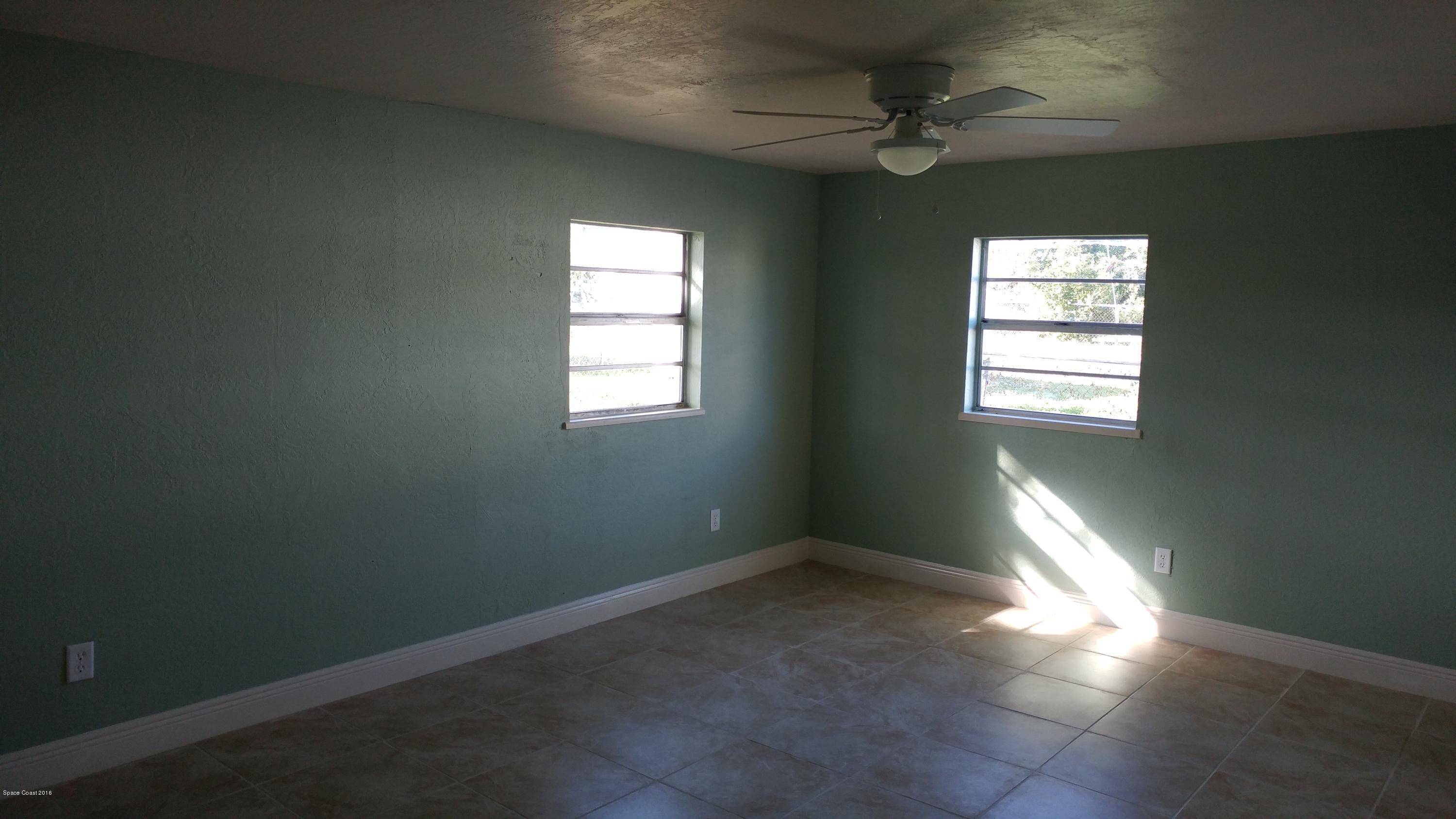 1961 Nottingham Road Melbourne, FL 32935 - Photo 15 of 19 1125160942e