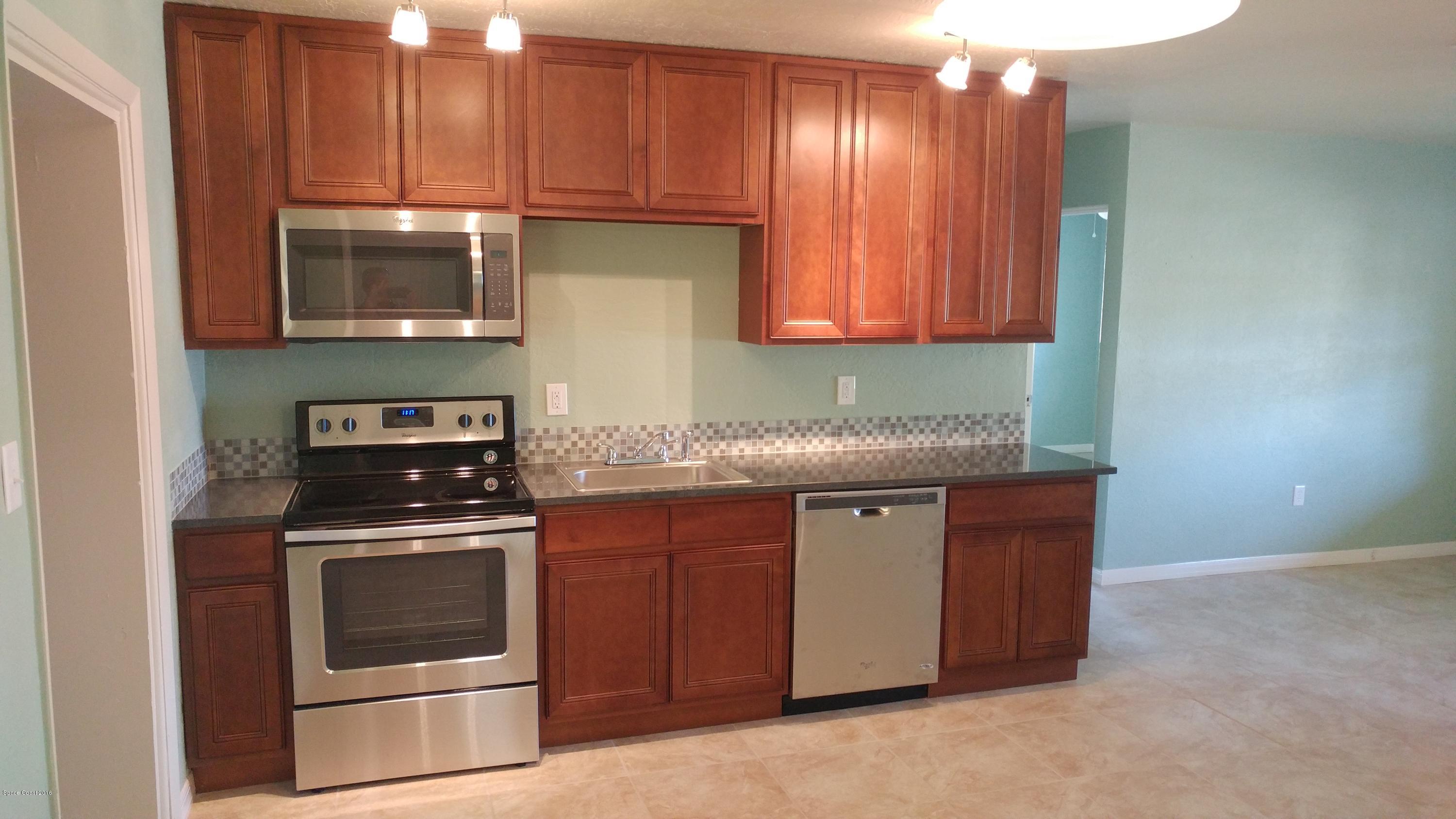1961 Nottingham Road Melbourne, FL 32935 - Photo 5 of 19 1125160942b