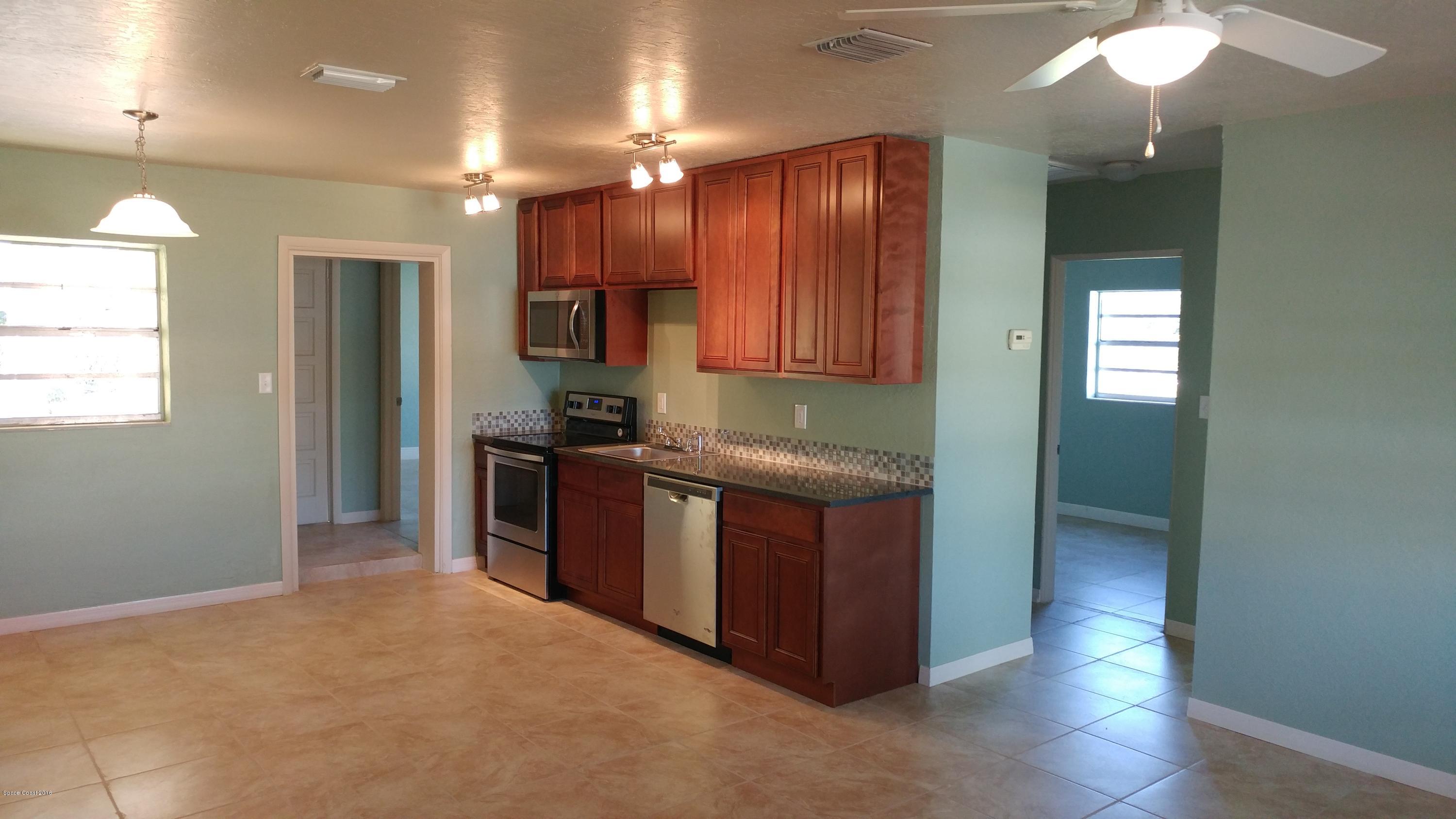 1961 Nottingham Road Melbourne, FL 32935 - Photo 6 of 19 1125160942c