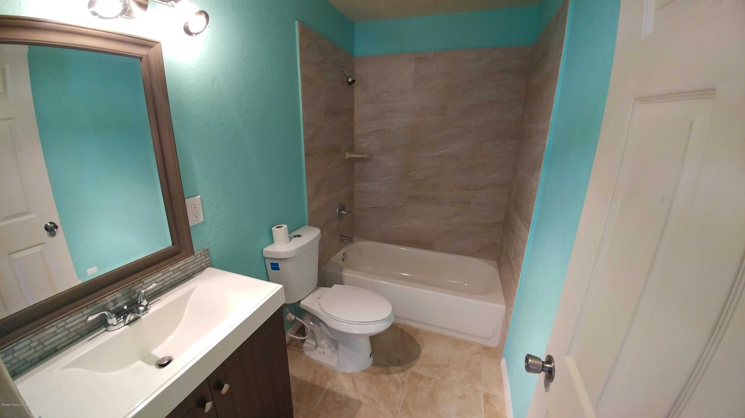 1961 Nottingham Road Melbourne, FL 32935 - Photo 8 of 19 1125160944a