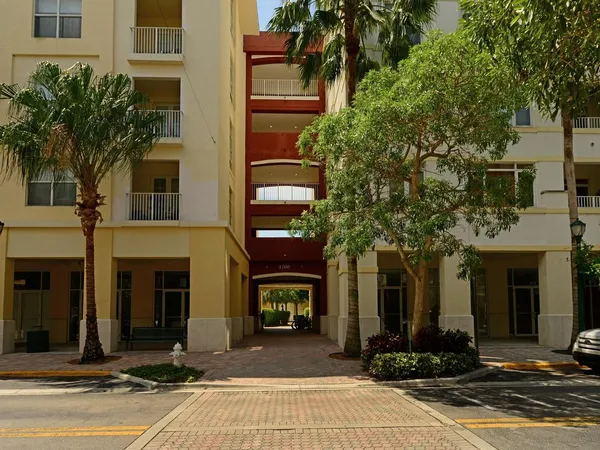 $2,900 | 1200 Town Center Drive, Unit 216, Jupiter, FL 33458