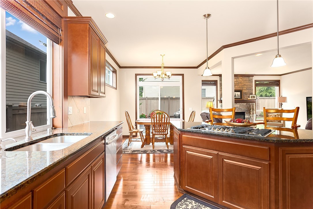 4323 220th Street Southeast Bothell, WA 98021 - Photo 7 of 24