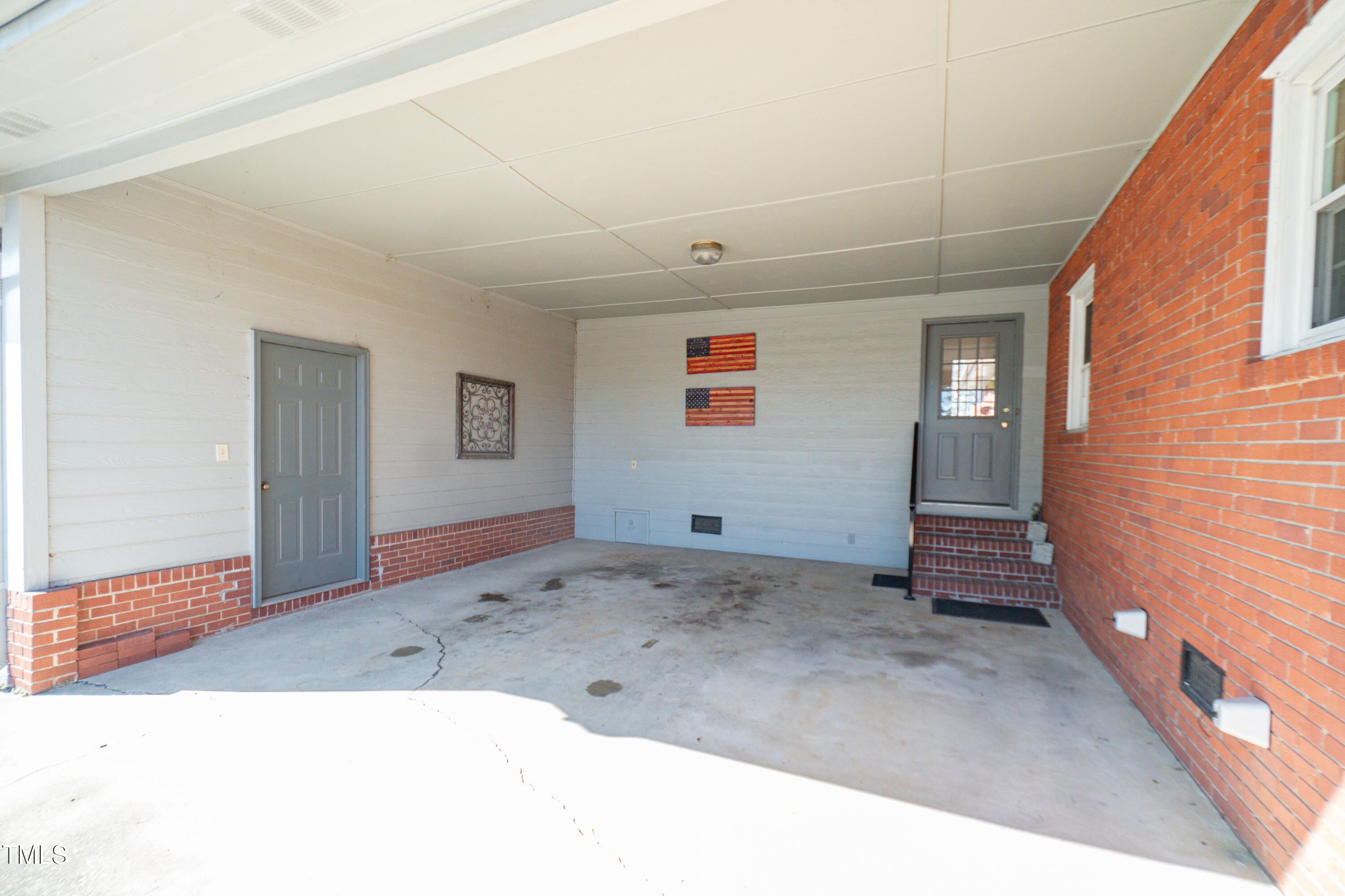 7411 Plain View Highway Dunn, NC 28334 - Photo 24 of 33 brandiebairdphoto-3348