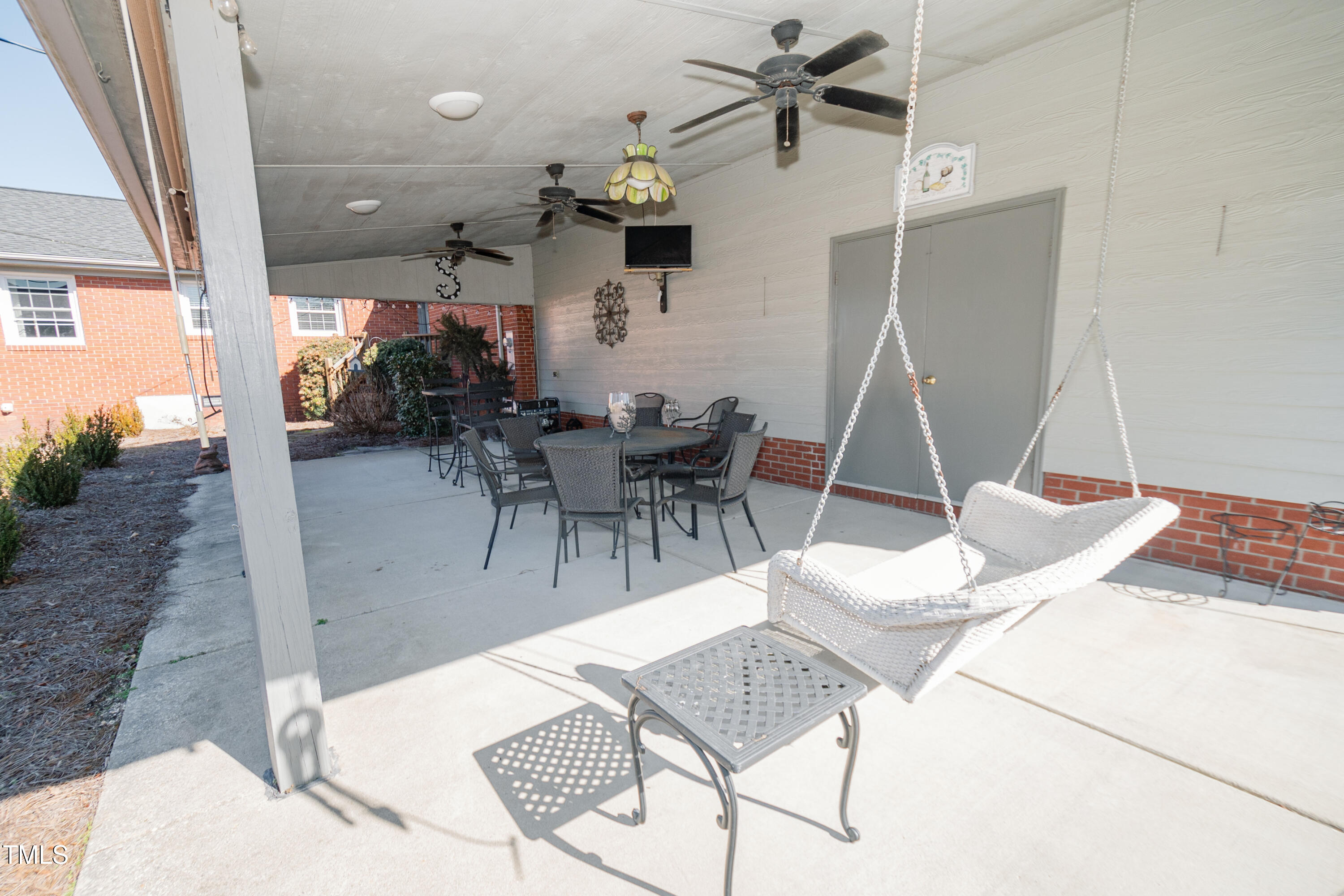 7411 Plain View Highway Dunn, NC 28334 - Photo 26 of 33 brandiebairdphoto-3367