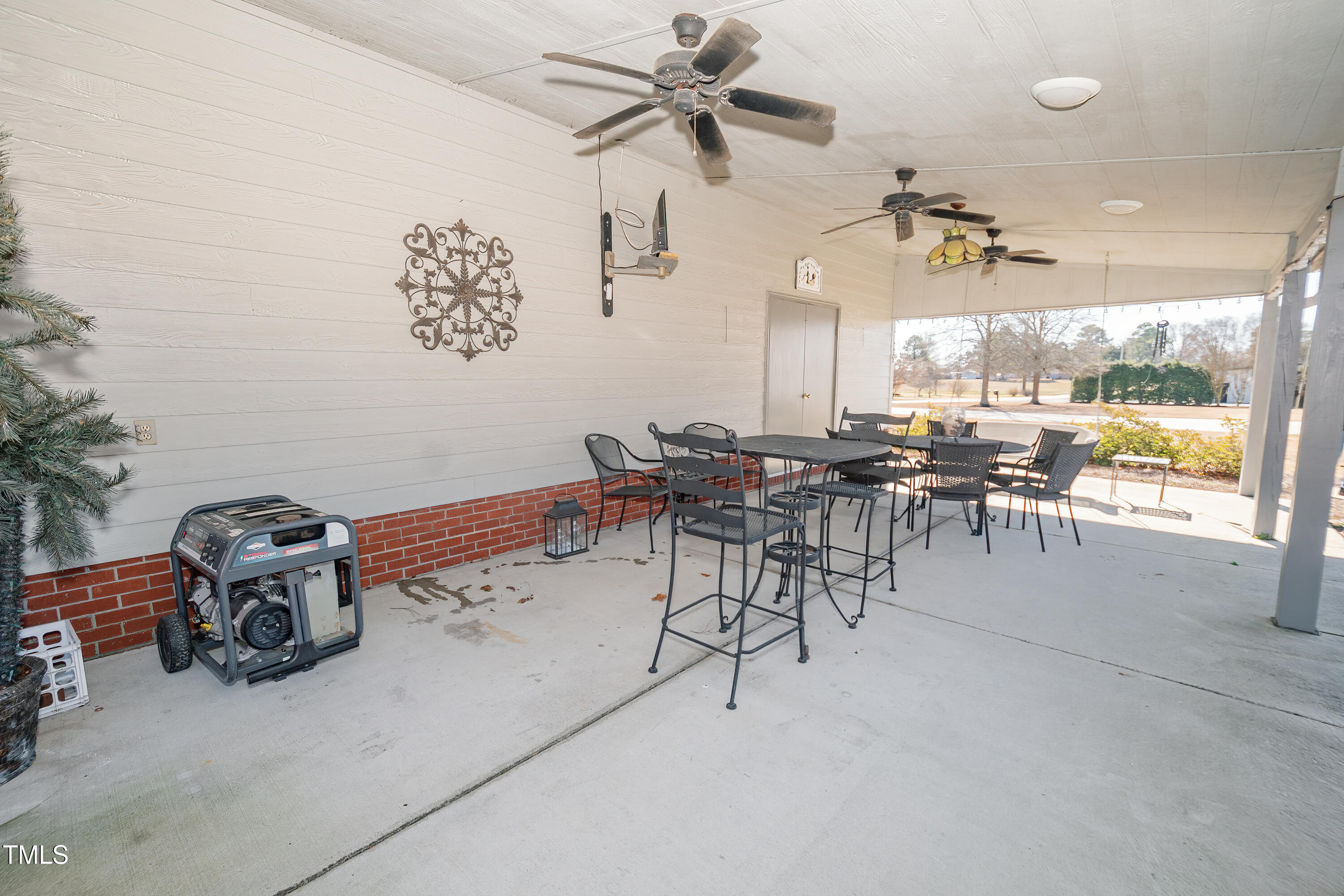 7411 Plain View Highway Dunn, NC 28334 - Photo 28 of 33 brandiebairdphoto--6