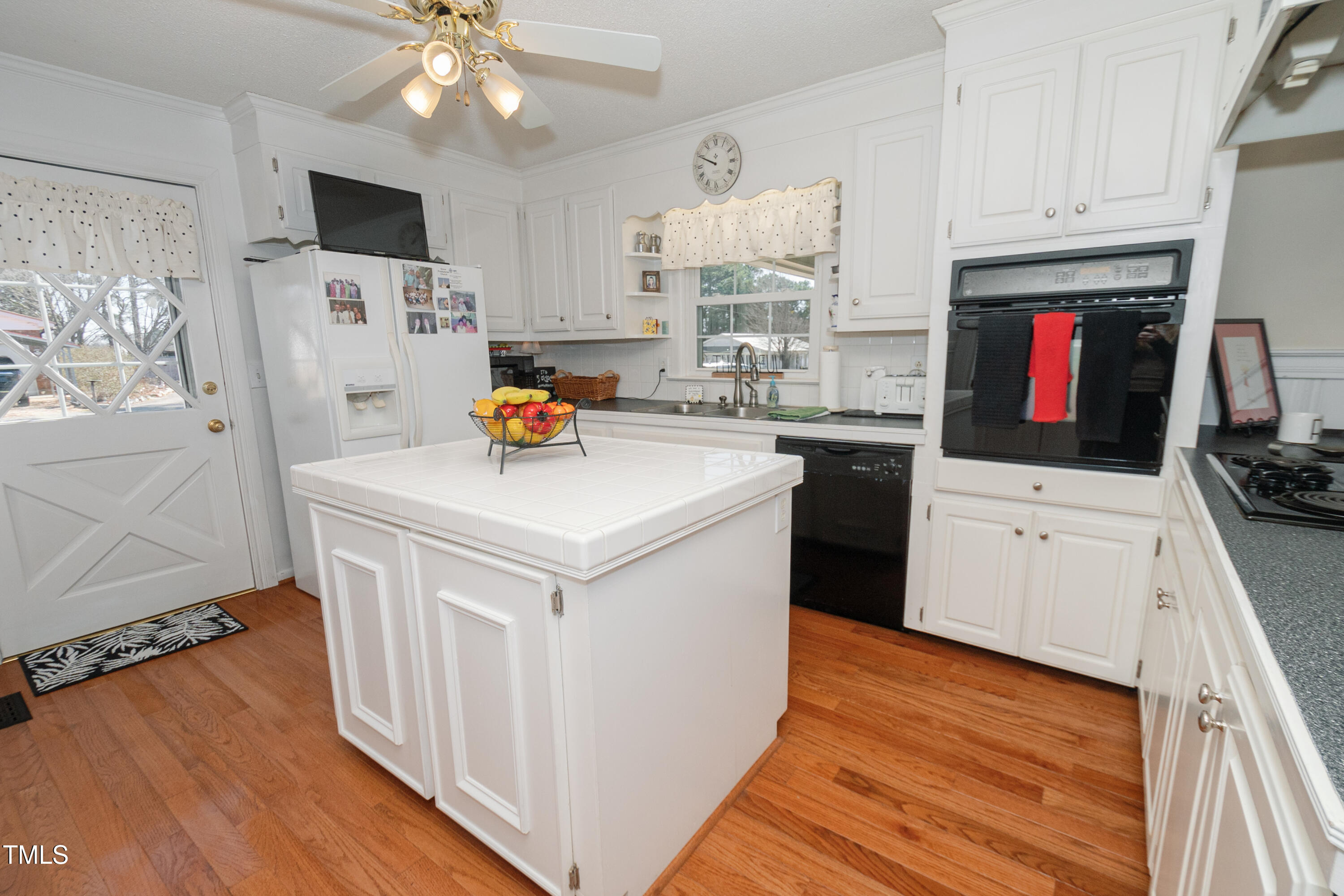 7411 Plain View Highway Dunn, NC 28334 - Photo 8 of 33 brandiebairdphoto-3359