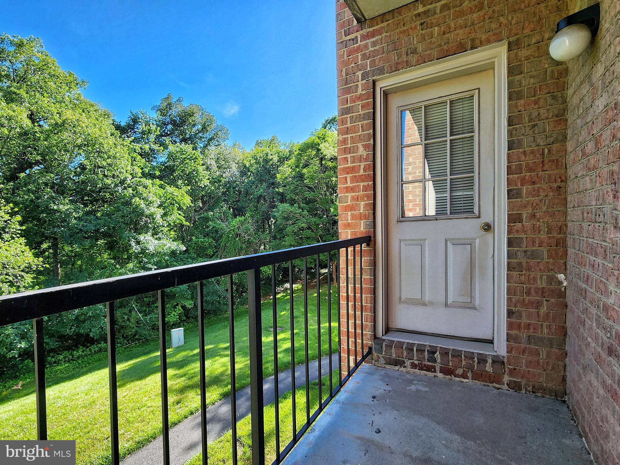 14905 Rydell Road, Unit 103 Centreville, VA 20121 - Photo 26 of 30