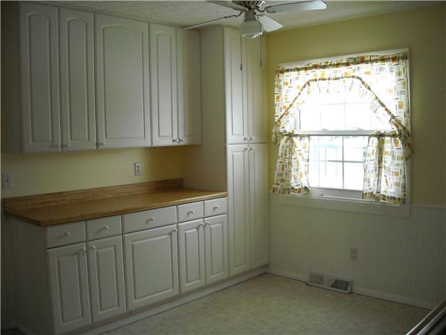 208 Lonepine Road Delaware, OH 43015 - Photo 2 of 7 Gallery Image 2