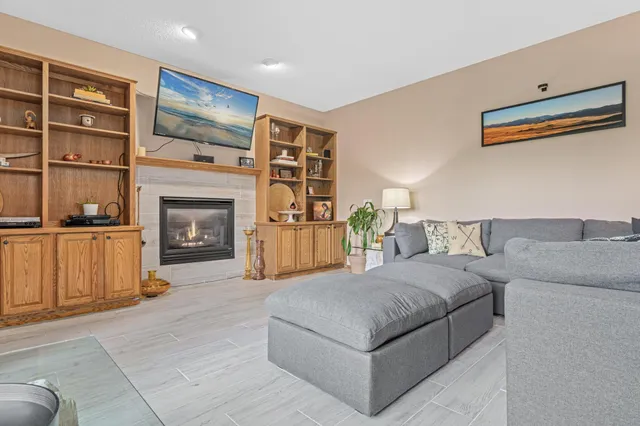 $4,500 | 14217 Footbridge Way, Apple Valley, MN 55124