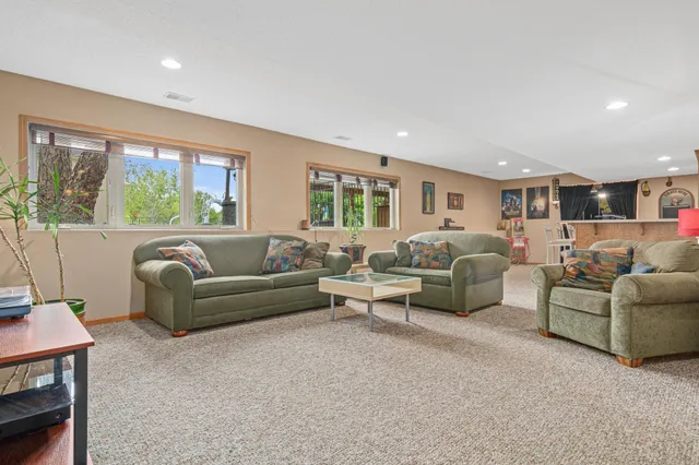 $4,500 | 14217 Footbridge Way, Apple Valley, MN 55124