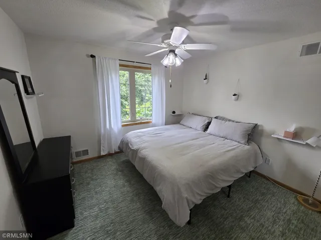 $4,500 | 14217 Footbridge Way, Apple Valley, MN 55124