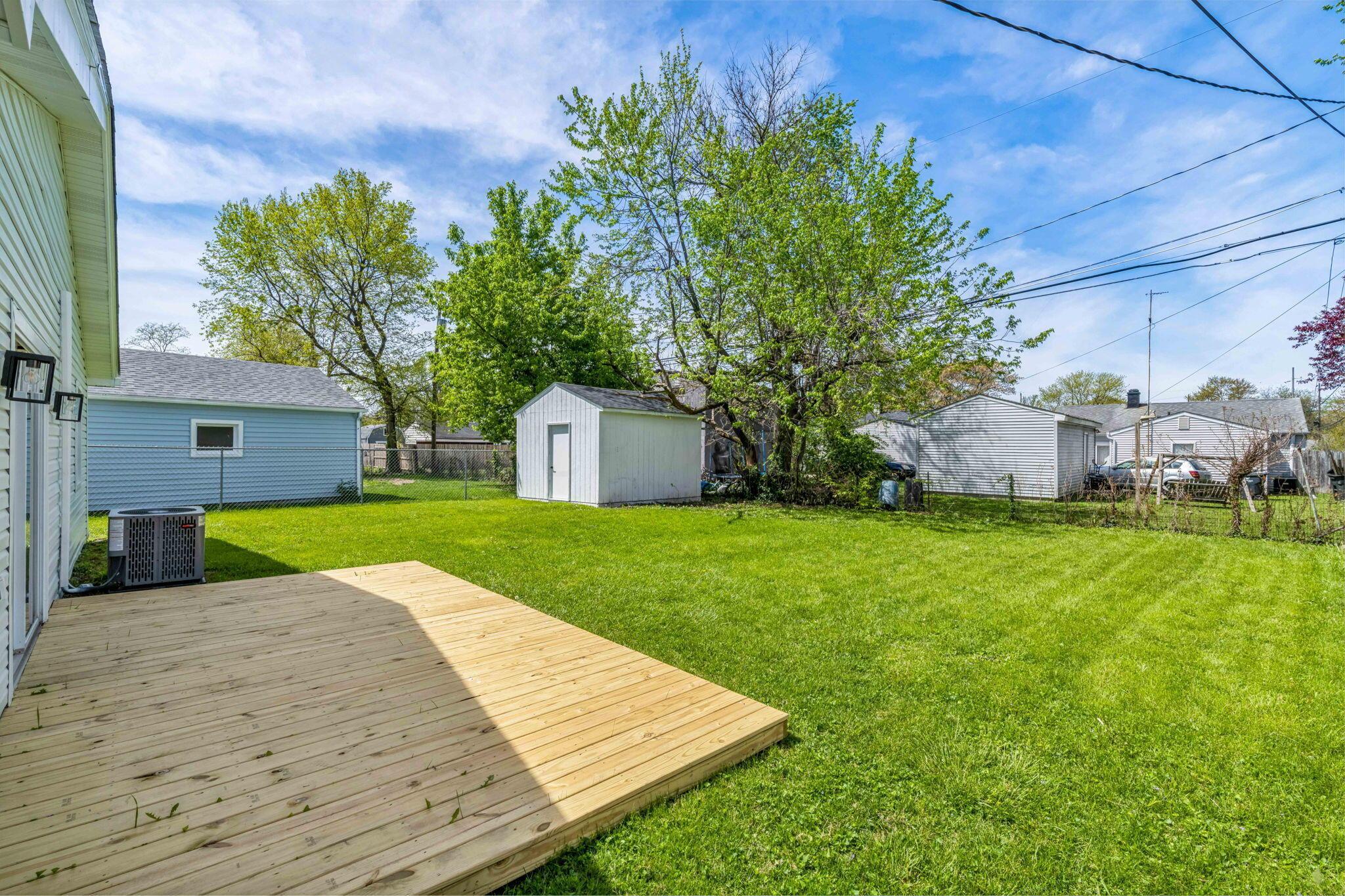 4447 St Rita Lane Columbus, OH 43213 - Photo 16 of 17 PLAY in this spacious back yard!