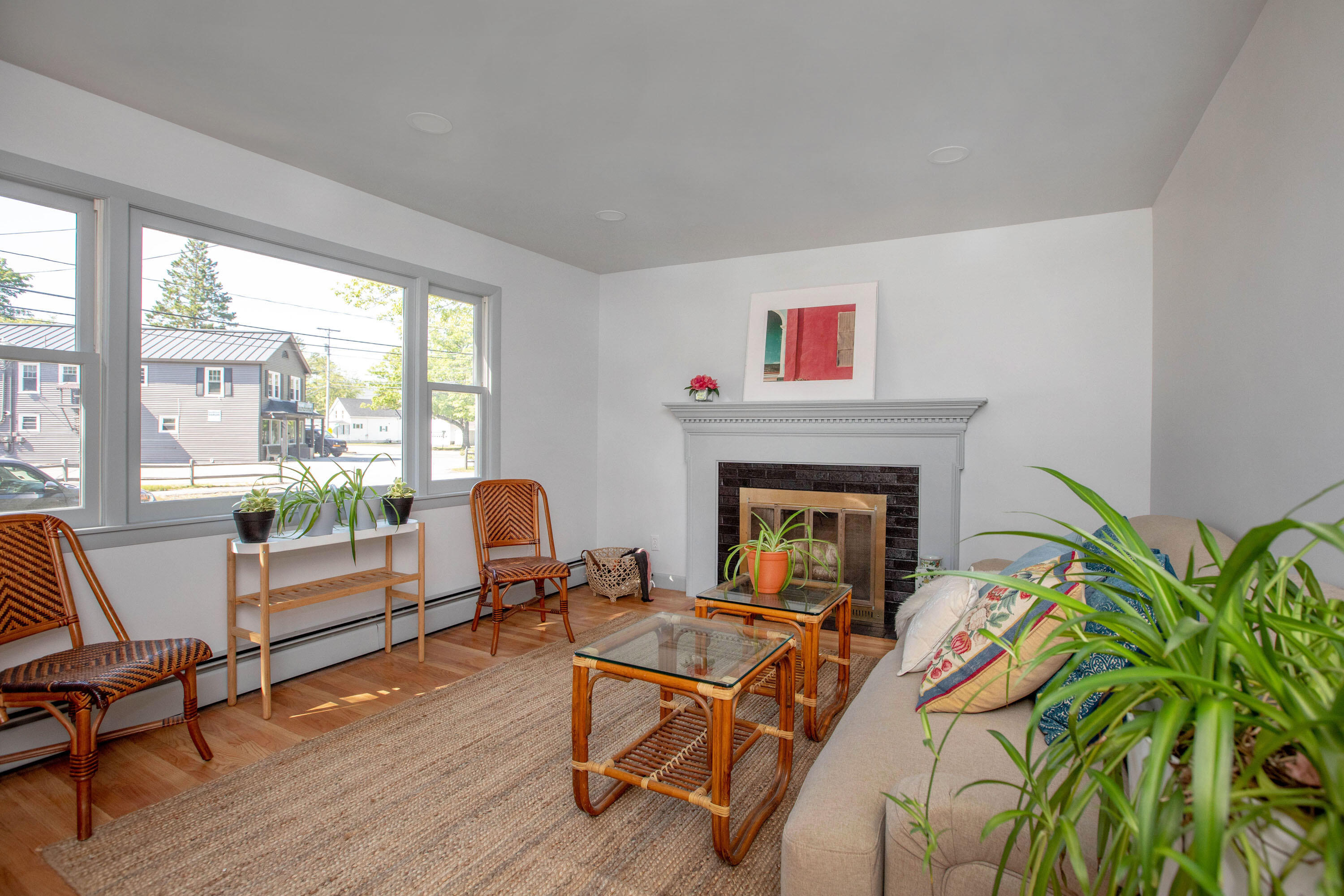 5 Chamberlain Avenue Brunswick, ME 04011 - Photo 11 of 45 Living room