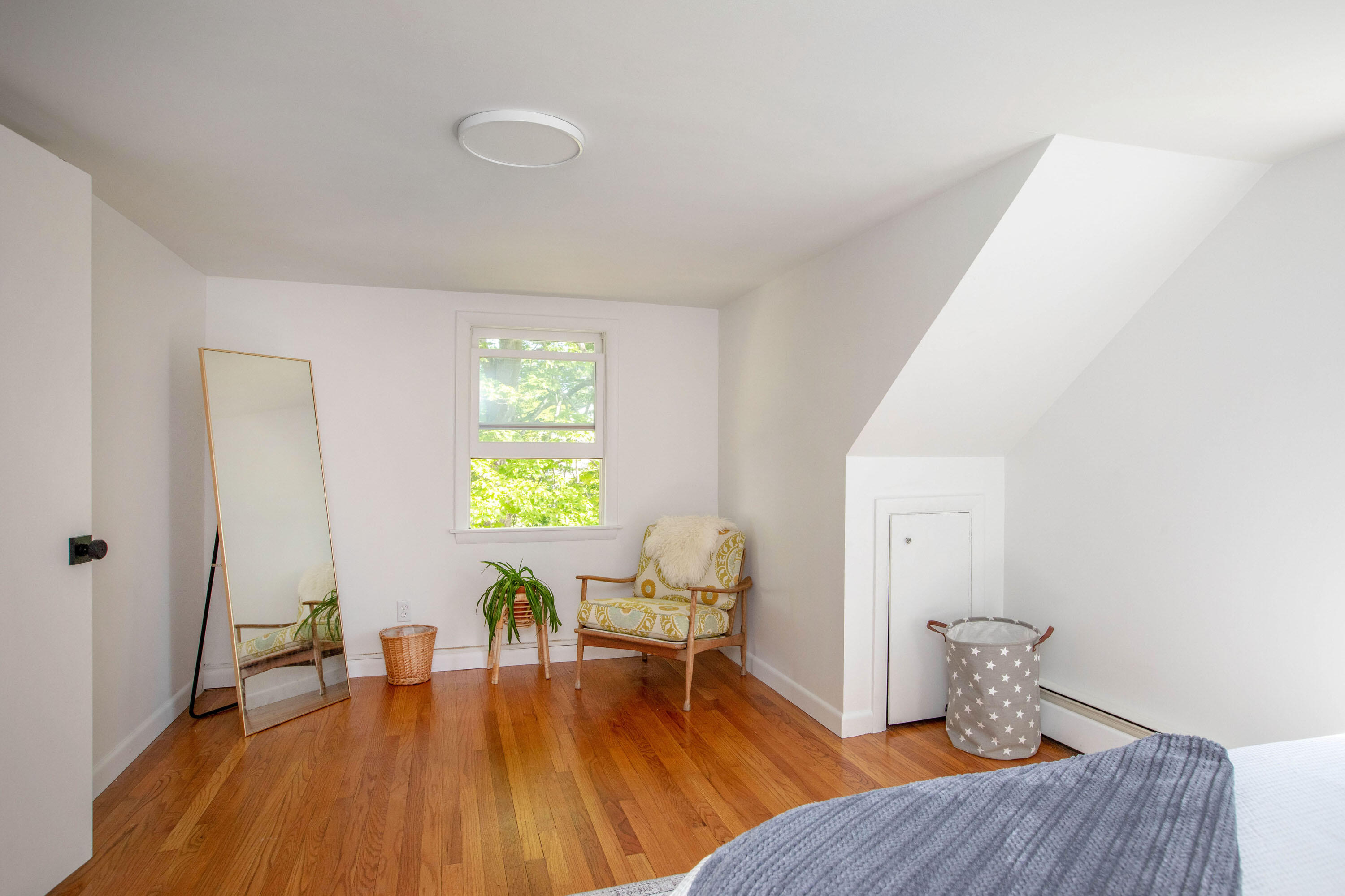 5 Chamberlain Avenue Brunswick, ME 04011 - Photo 23 of 45 Bedroom 2