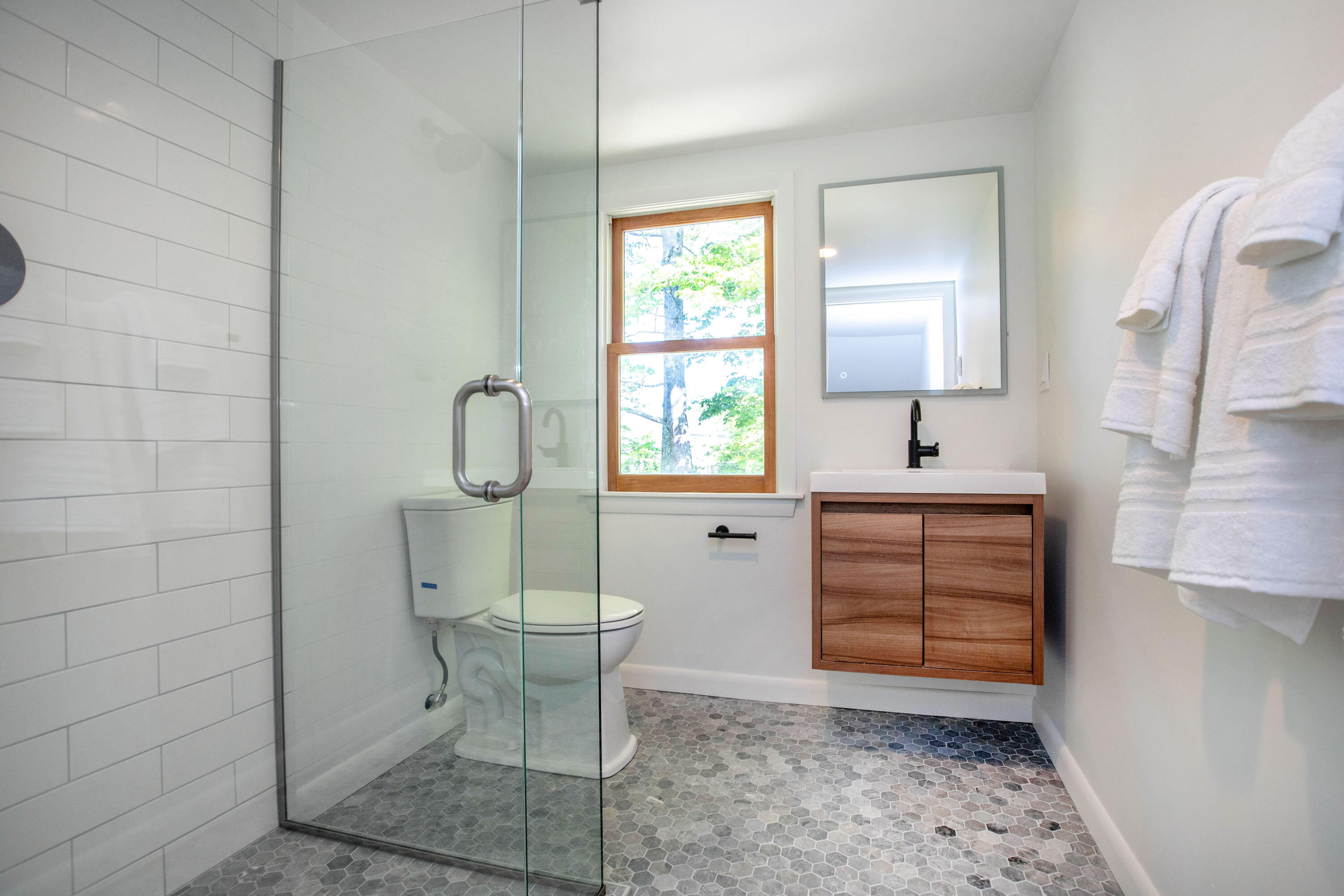 5 Chamberlain Avenue Brunswick, ME 04011 - Photo 25 of 45 Full bath