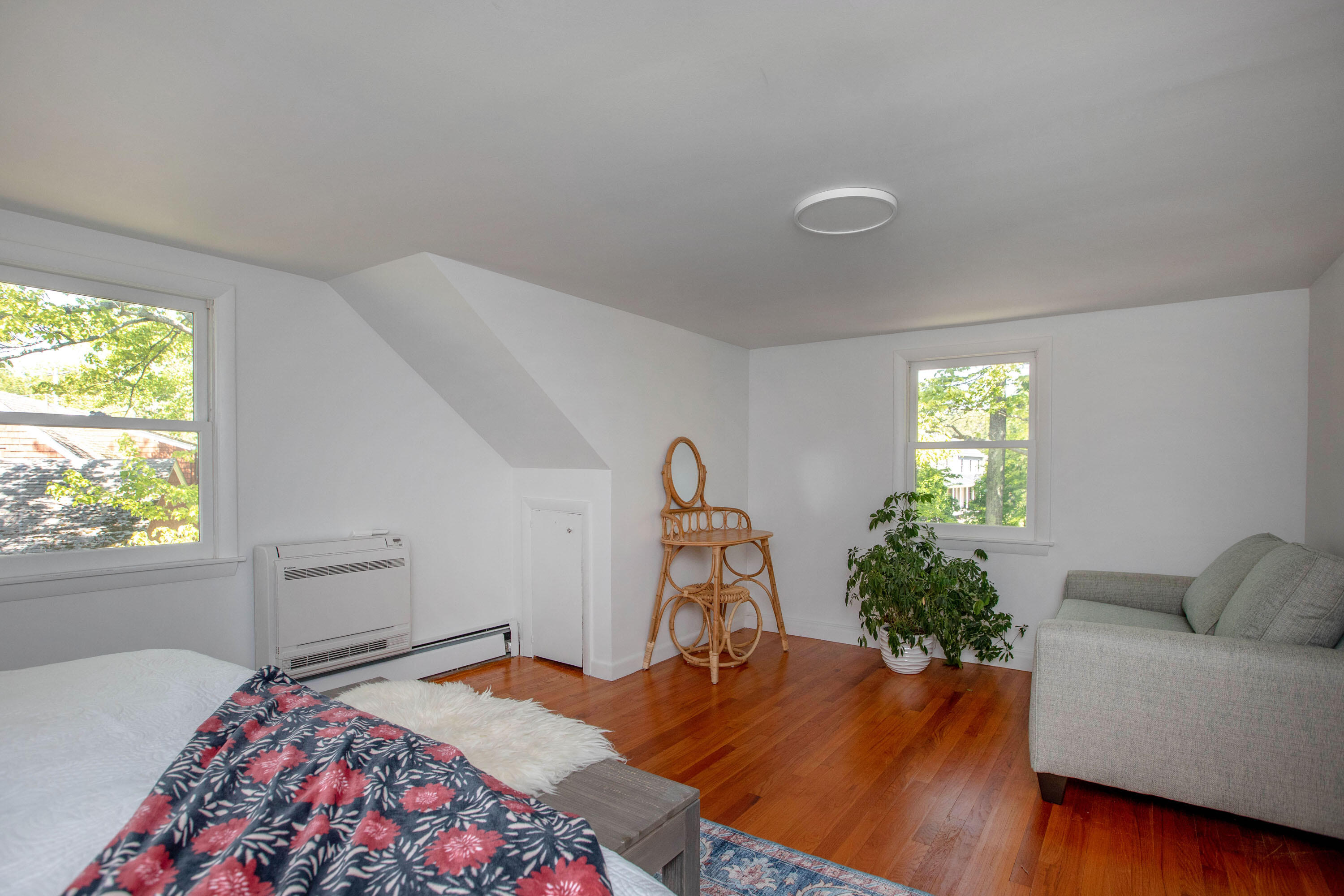 5 Chamberlain Avenue Brunswick, ME 04011 - Photo 31 of 45 Bedroom 3