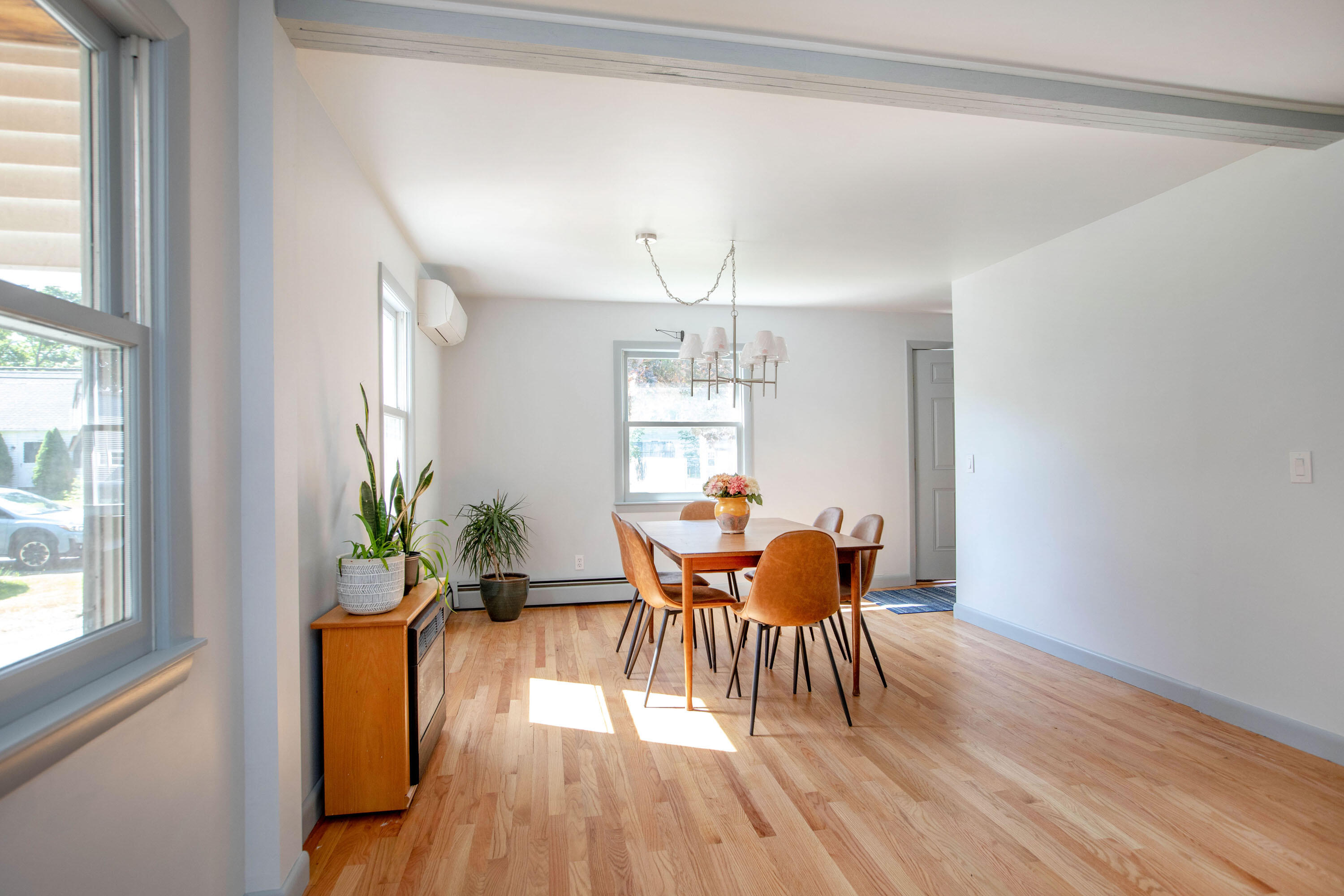 5 Chamberlain Avenue Brunswick, ME 04011 - Photo 9 of 45 Dining room