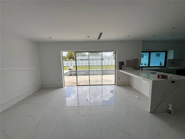 $4,500 | 444 Northwest 21st Street, Homestead, FL 33030