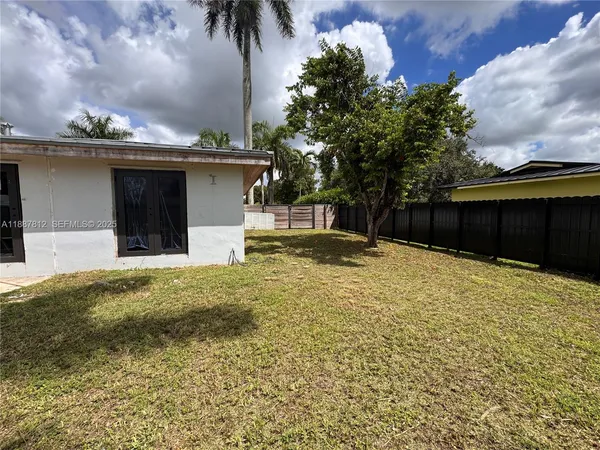 $4,500 | 444 Northwest 21st Street, Homestead, FL 33030