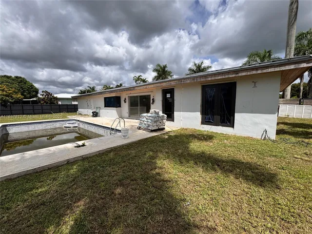 $4,800 | 444 Northwest 21st Street, Homestead, FL 33030