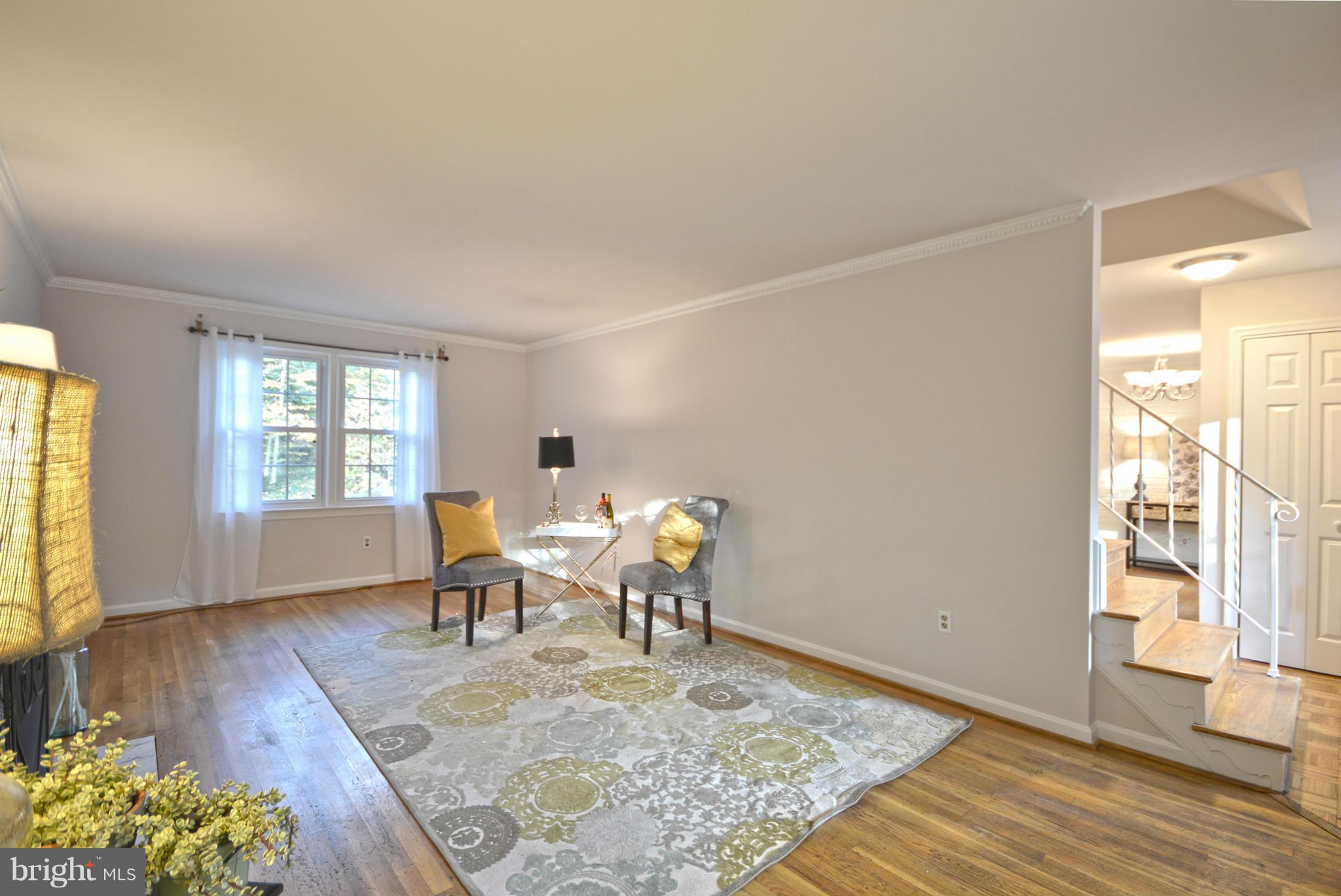 8704 Fox Ridge Road Springfield, VA 22152 - Photo 13 of 29 Living Room