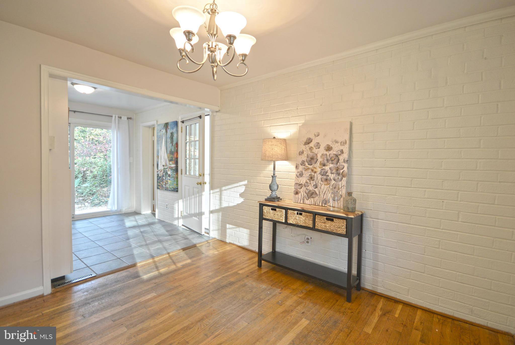 8704 Fox Ridge Road Springfield, VA 22152 - Photo 15 of 29 Dining Room