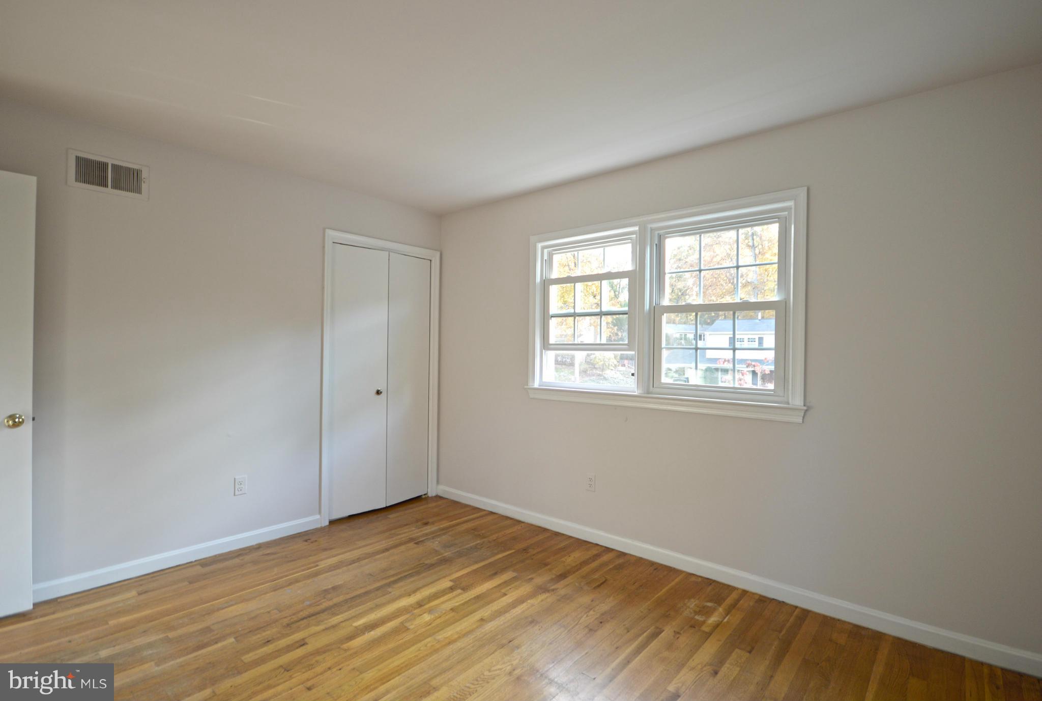 8704 Fox Ridge Road Springfield, VA 22152 - Photo 19 of 29 Bedroom #1