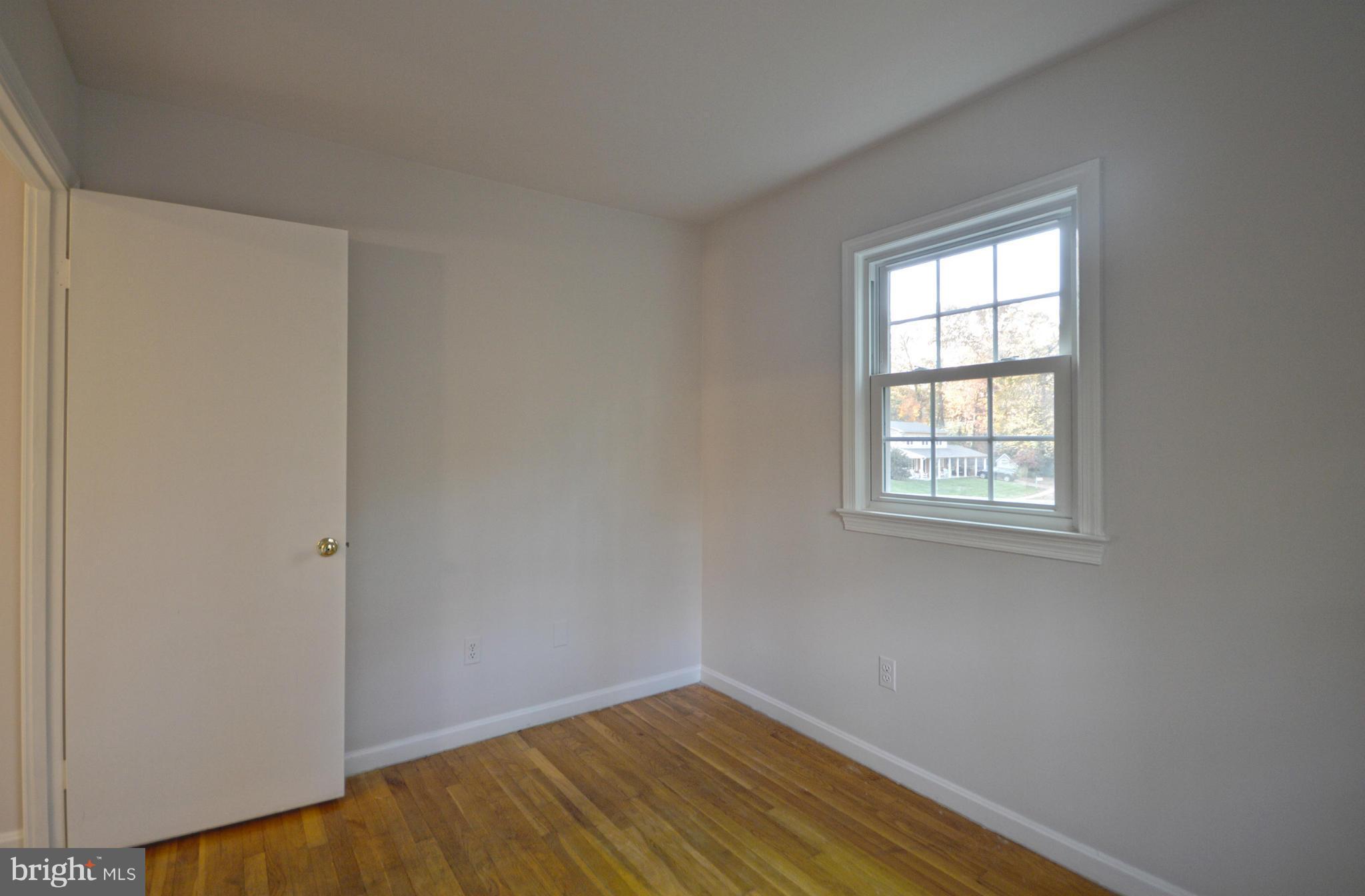 8704 Fox Ridge Road Springfield, VA 22152 - Photo 20 of 29 Bedroom #2