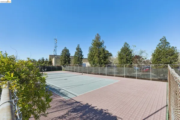 a view of a basketball court