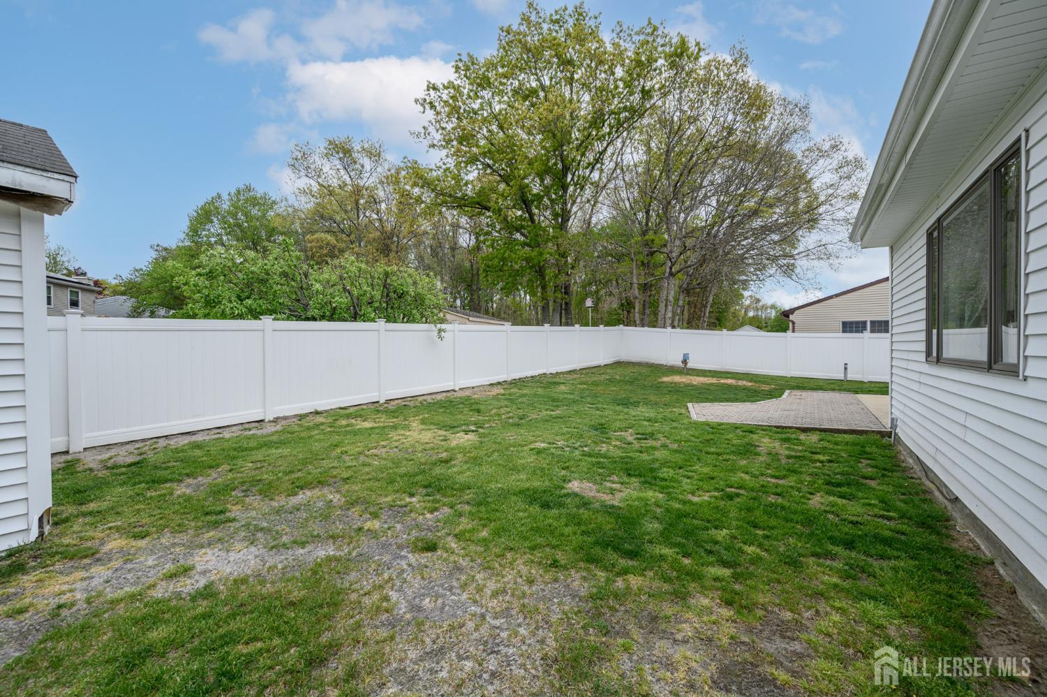 20 Snowdrift Lane Howell, NJ 07731 - Photo 28 of 35