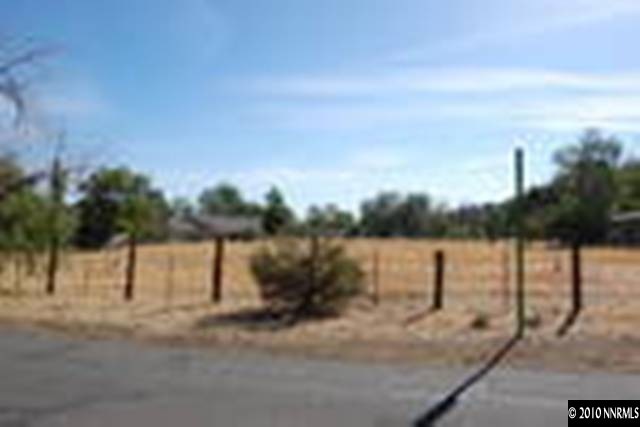 500 Juniper Hill Road, Unit 1 Reno, NV 89519 - Photo 3 of 5 a view of a yard