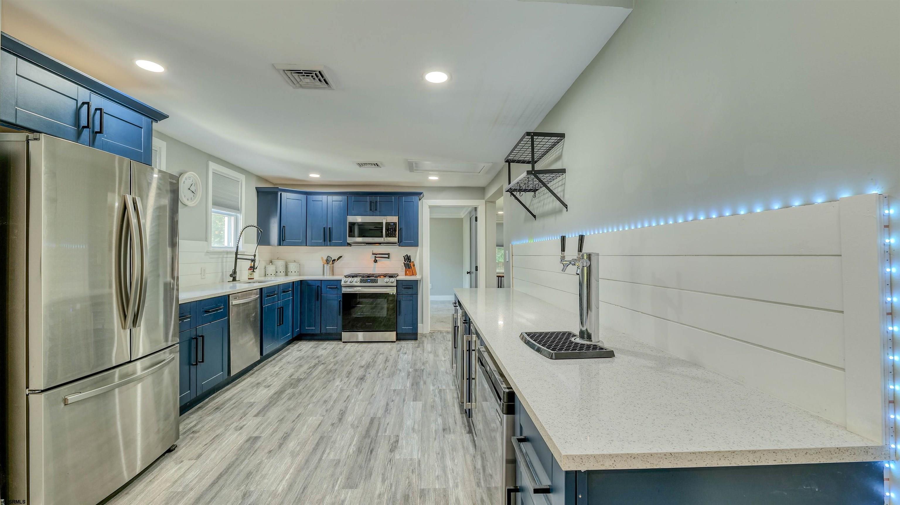 700 Columbia Road Egg Harbor City, NJ 08215 - Photo 3 of 30