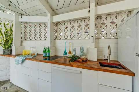 $1,499,000 | 2707 Alabama Street, La Crescenta, CA 91214