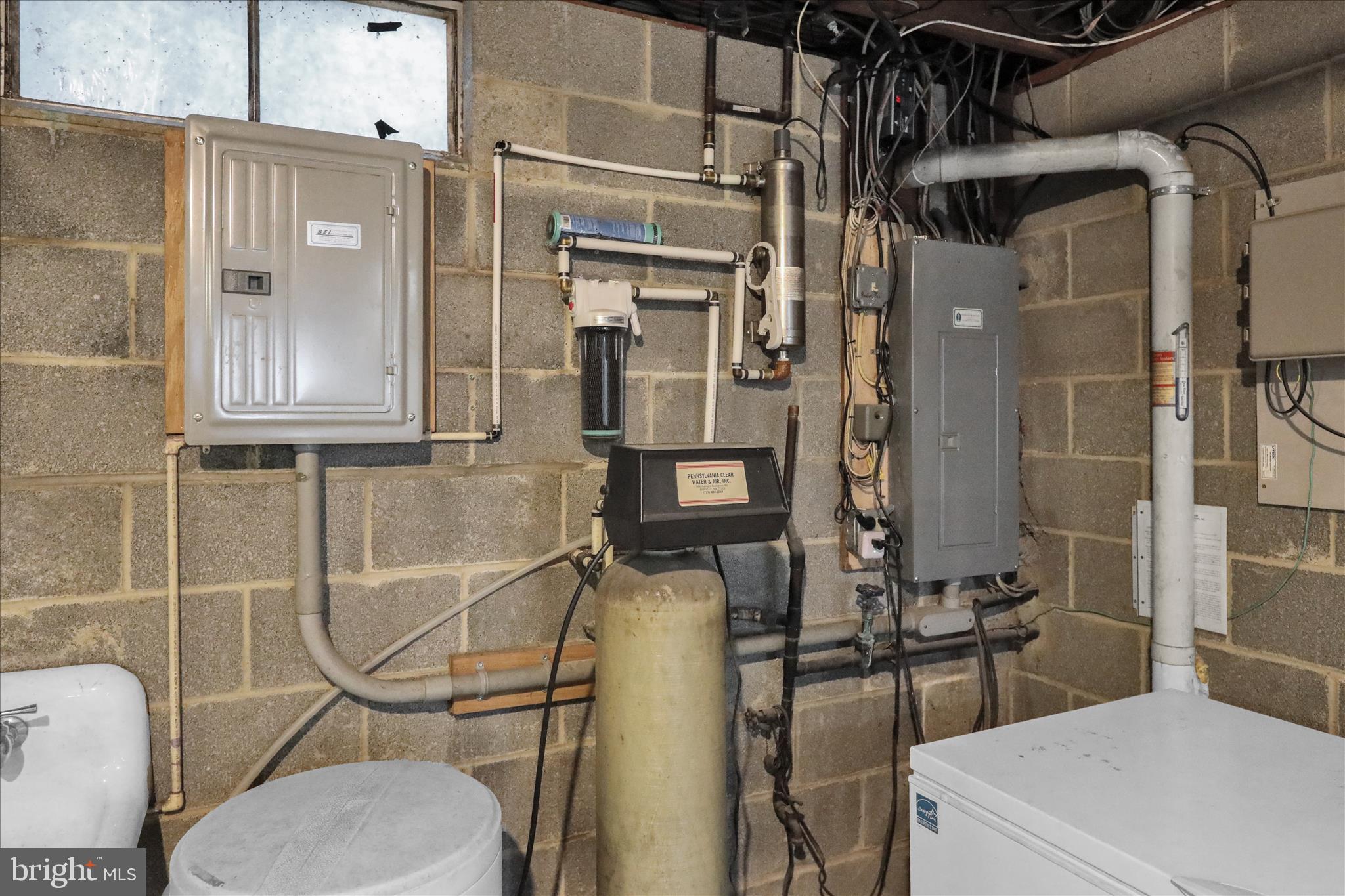 303 Gates Road Hershey, PA 17033 - Photo 44 of 53 a room with table chairs and stainless steel appliances