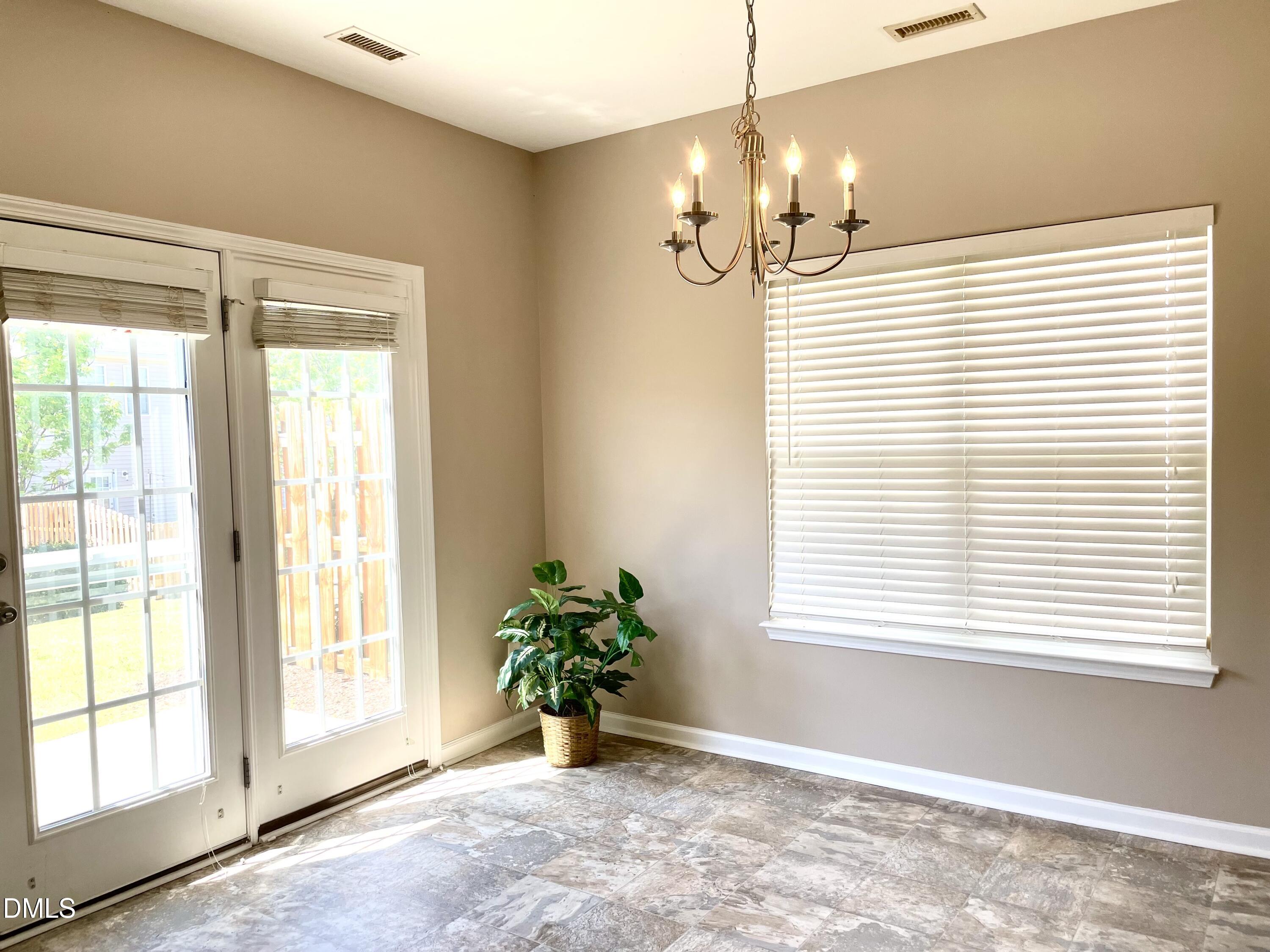 3531 Oneonta Avenue Raleigh, NC 27604 - Photo 7 of 22 IMG_5171