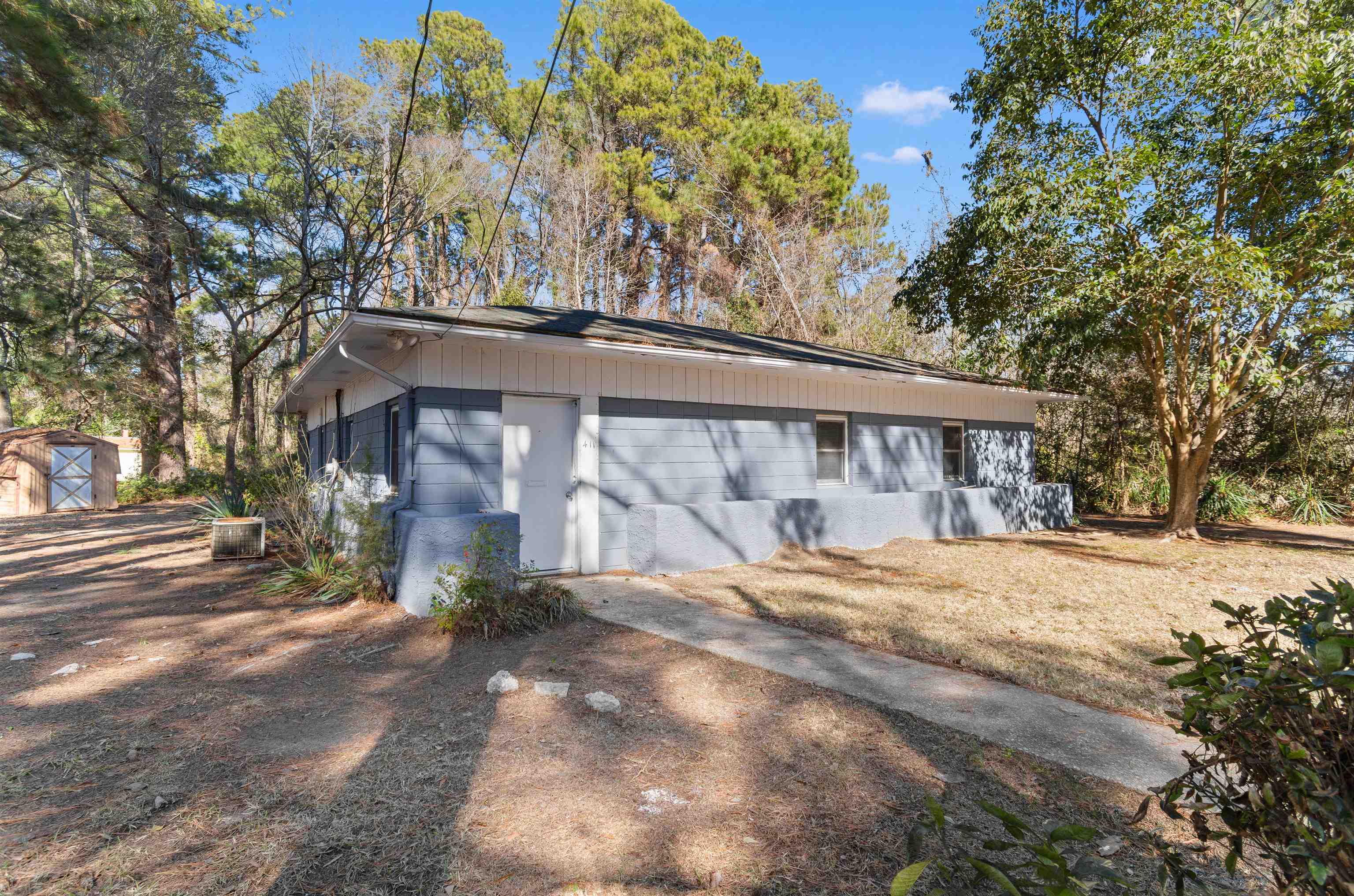 411 East Wine Street Mullins, SC 29574 - Photo 24 of 29