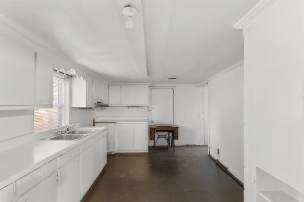 $79,900 | 411 East Wine Street, Mullins, SC 29574