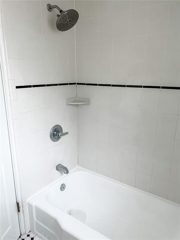 1300 Bennett Road Orlando, FL 32803 - Photo 12 of 20 Gallery Image 12