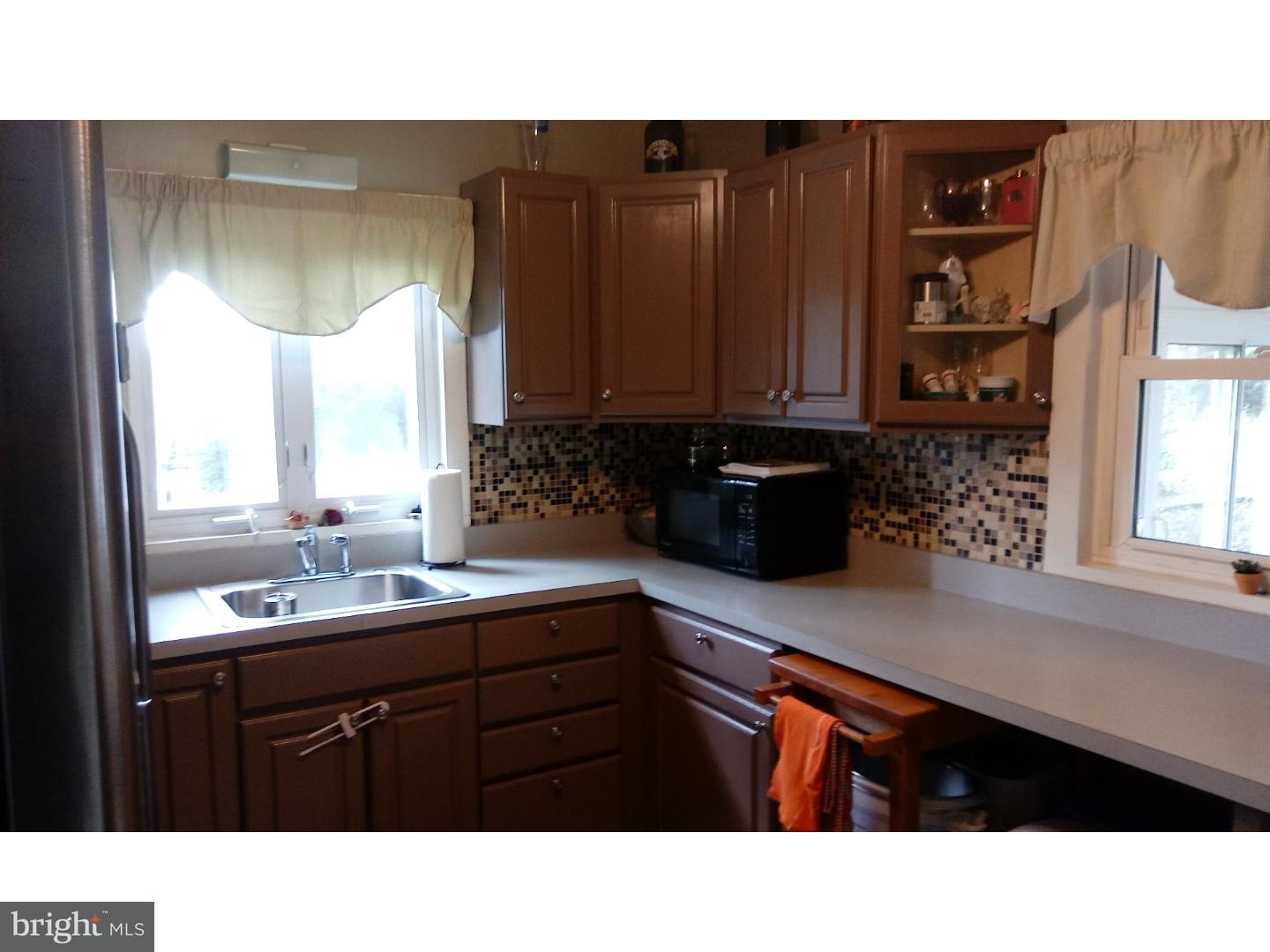 112 Breakneck Road Sewell, NJ 08080 - Photo 8 of 25