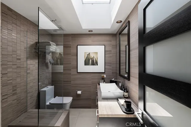 $3,695,000 | 1585 South Coast Highway, Unit 66, Laguna Beach, CA 92651