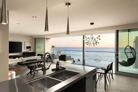 $3,495,000 | 1585 South Coast Highway, Unit 66, Laguna Beach, CA 92651