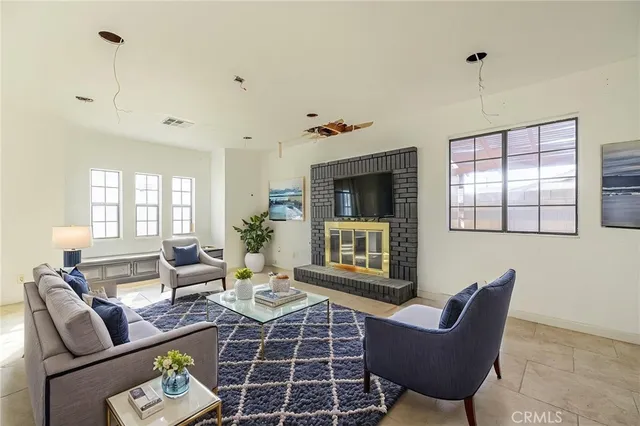 $699,000 | 4835 West W Avenue, Lancaster, CA 93536